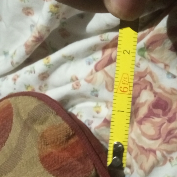 Like new supreme measuring tape - Picture 3 of 3